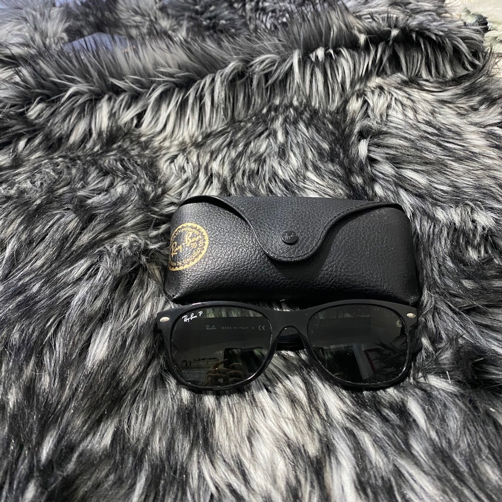 Rayban wayfarer sunglasses